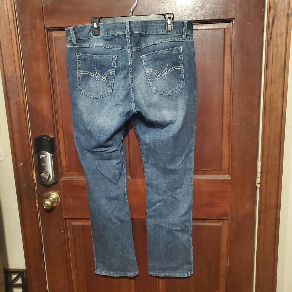 Ladies Wrangler Jeans - Size 15